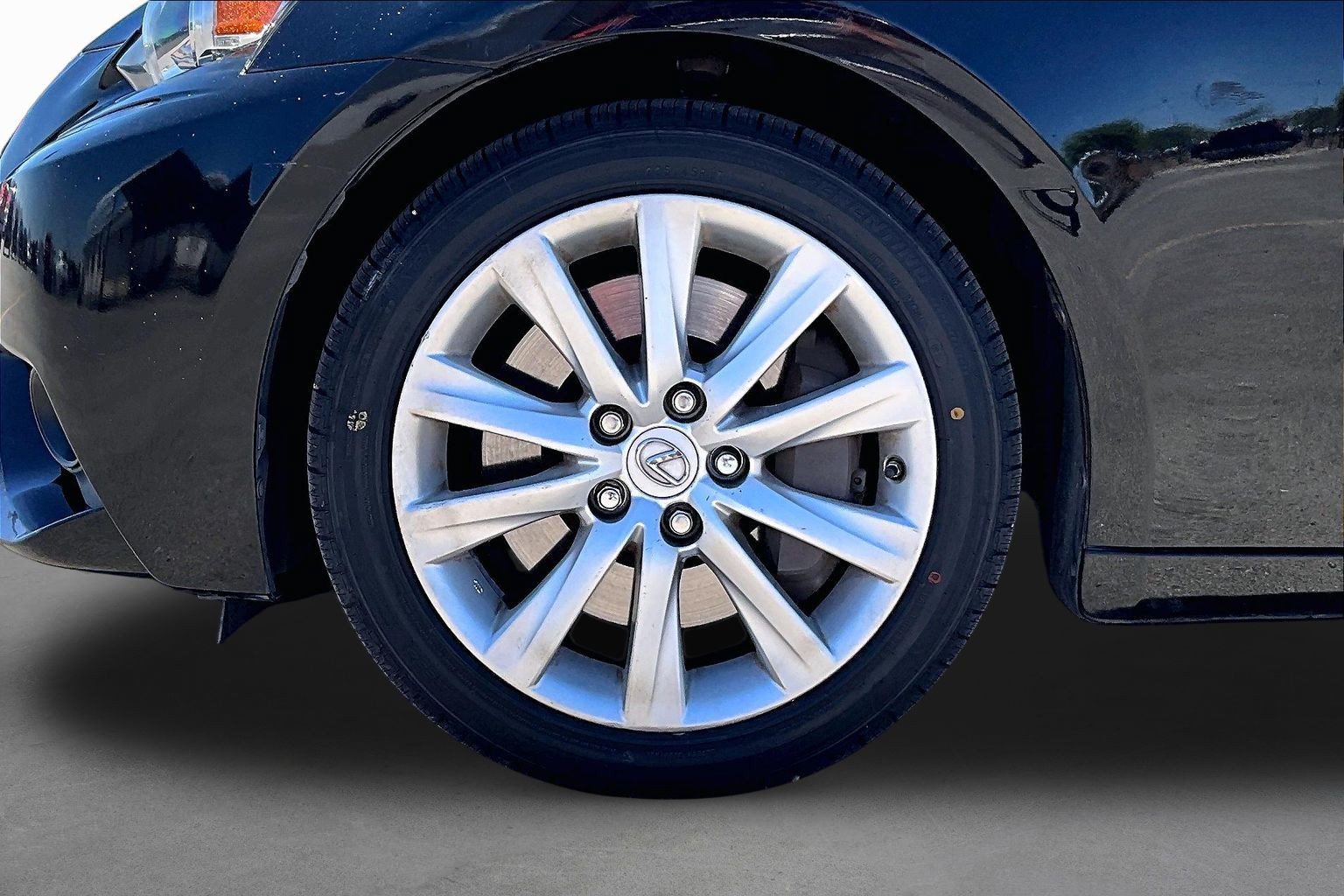 Used 2016 Lexus IS 300 AWD image 8