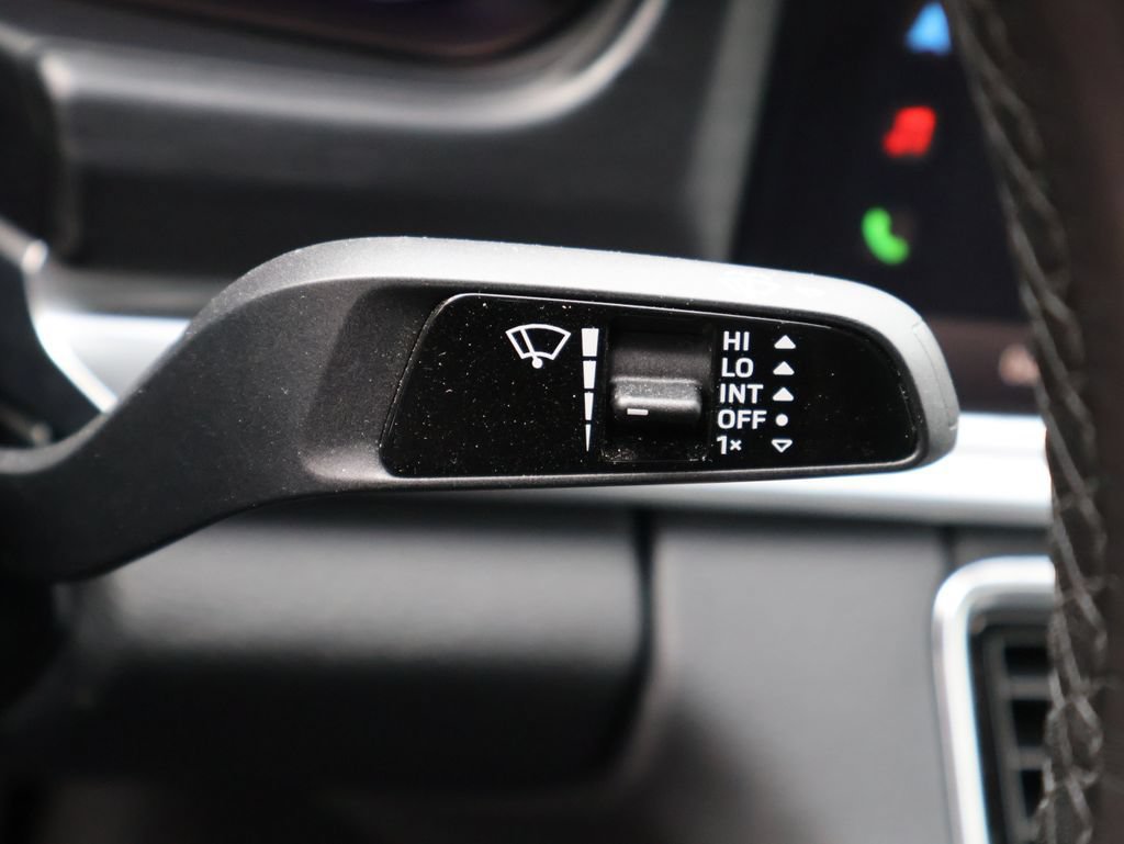 Certified 2023 Porsche Panamera 4 Platinum Edition AWD/4WD image 31