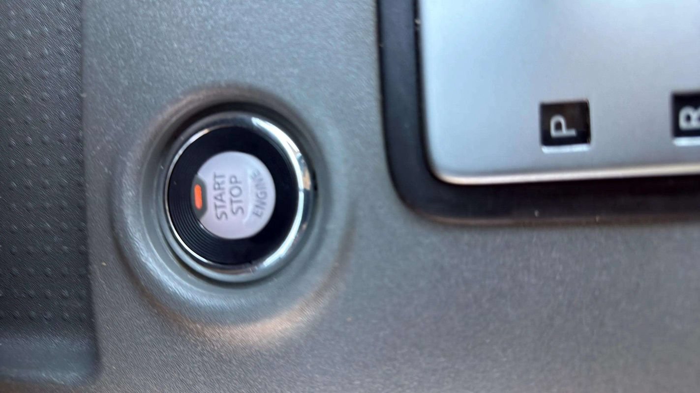 Used 2021 Nissan Frontier S AWD/4WD image 13