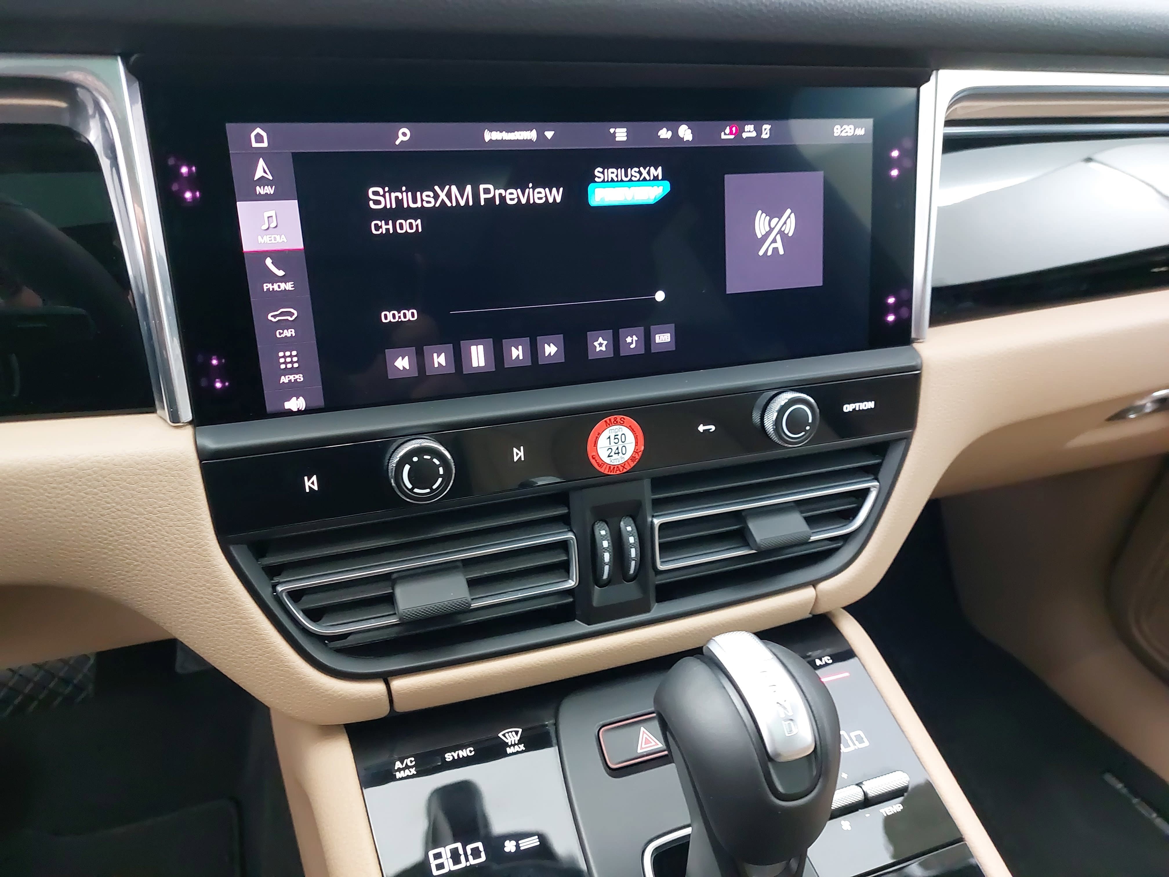 Certified 2026 Porsche Macan image 22