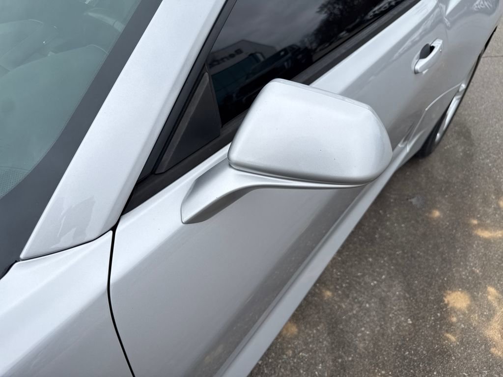 Used 2018 Chevrolet Camaro LT image 40
