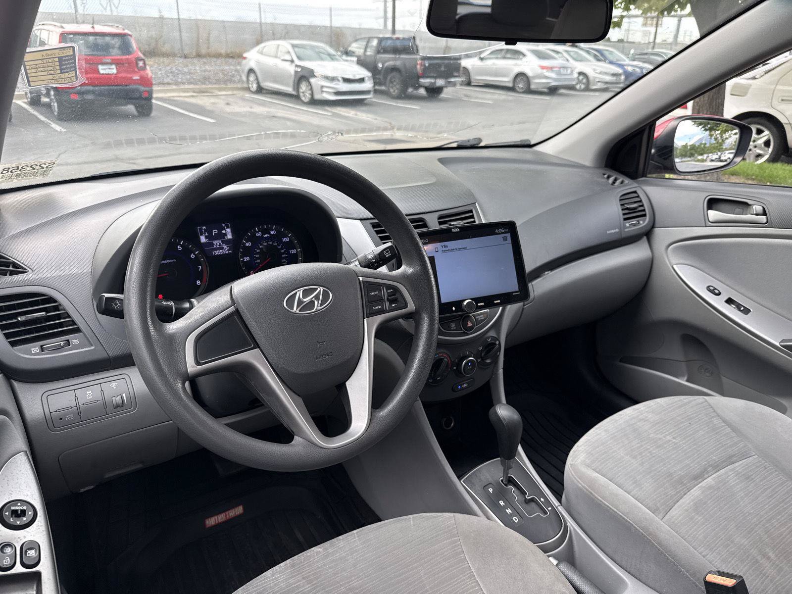 Used 2017 Hyundai Accent SE FWD image 12