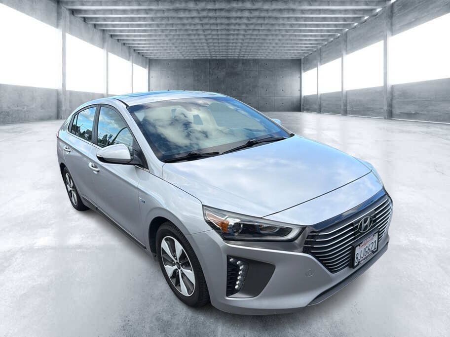 Used 2019 Hyundai Ioniq Limited w/ Ultimate Package 02 FWD image 2