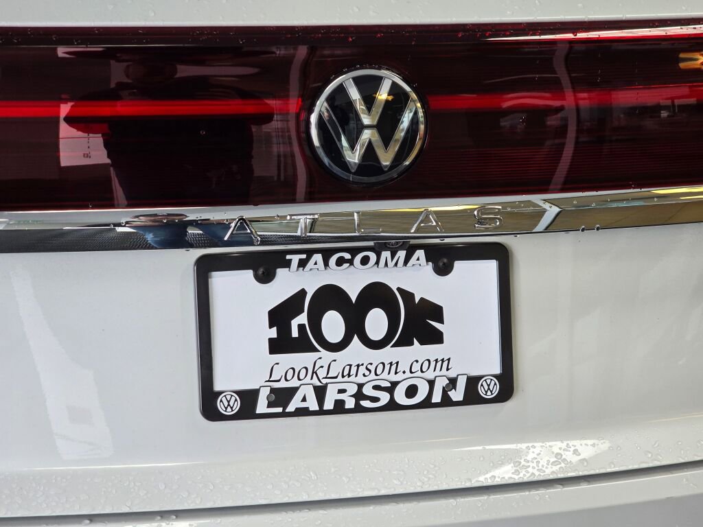 New 2024 Volkswagen Atlas Cross Sport SEL R-Line image 14
