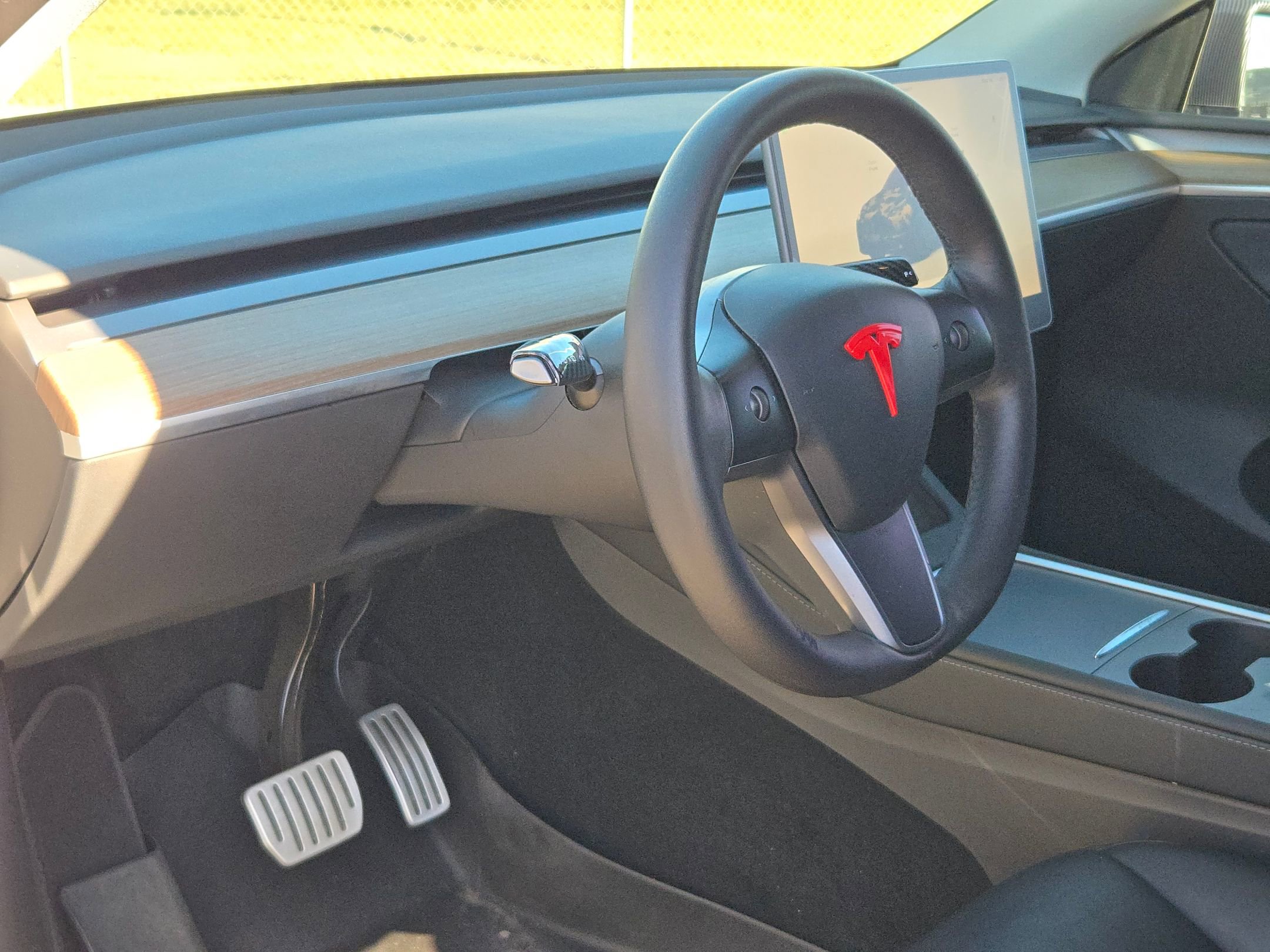 Used 2023 Tesla Model Y Performance image 11