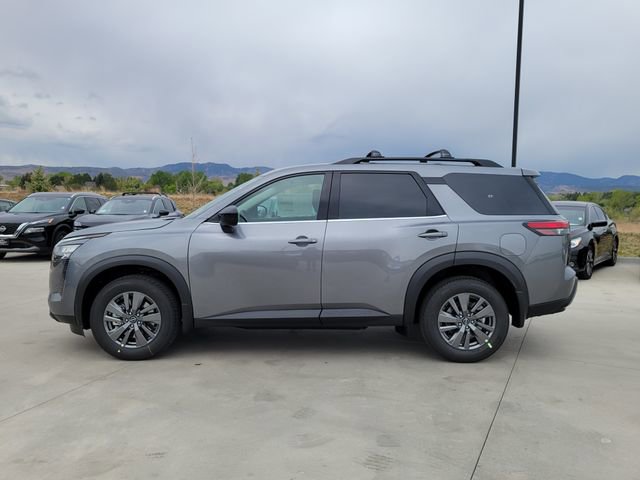New 2026 Nissan Pathfinder SV w/ SV Premium Package AWD/4WD image 2