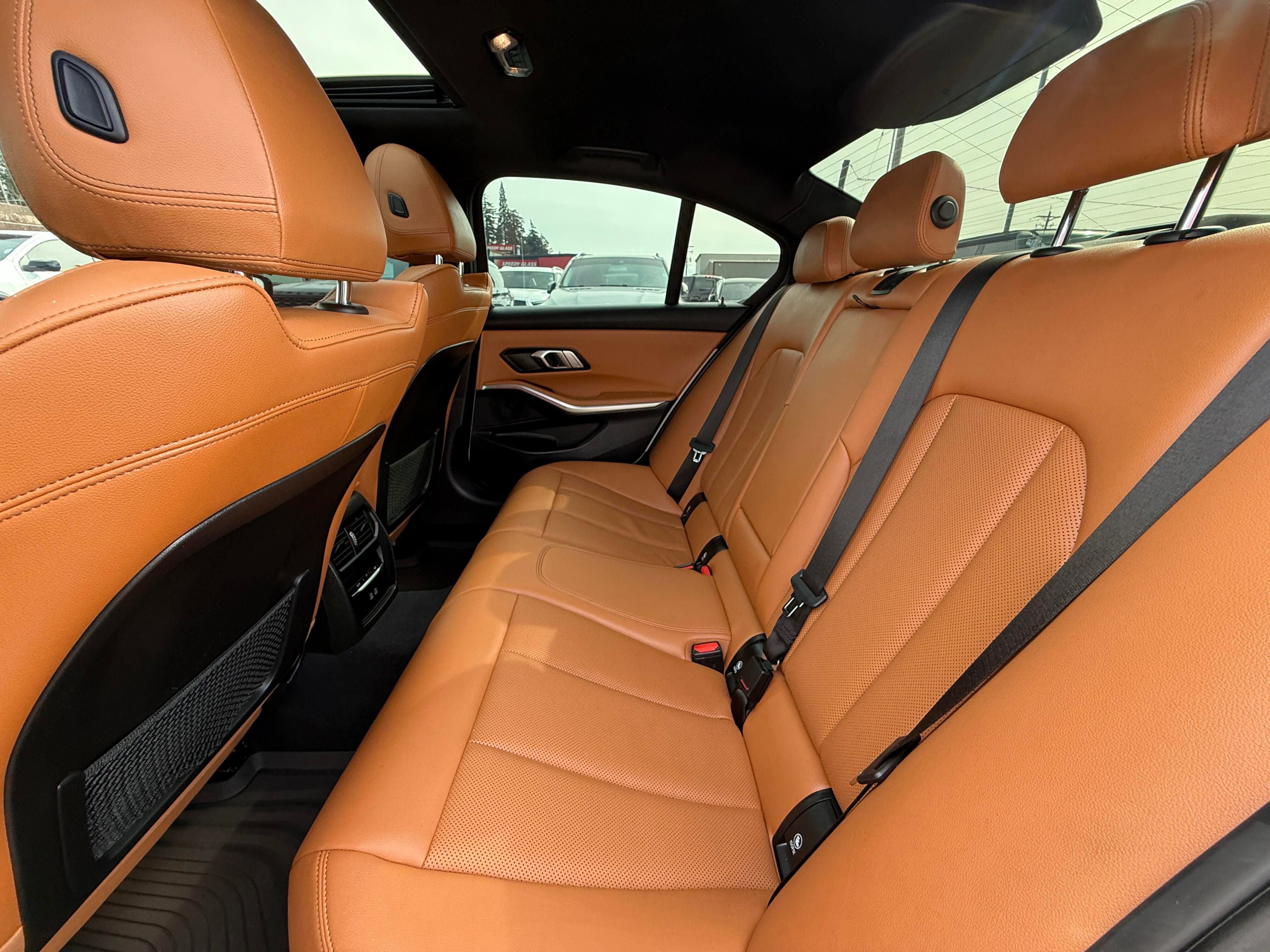 Used 2023 BMW 330i xDrive Sedan w/ Convenience Package image 8