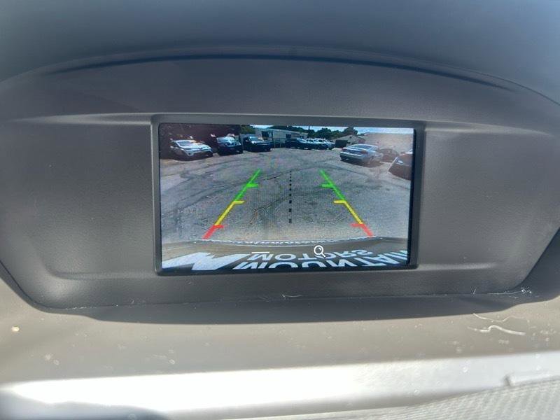 Used 2018 Ford Escape SE w/ SE Sport Appearance Package image 16