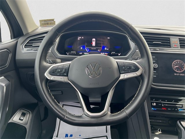 Used 2024 Volkswagen Tiguan SE image 12