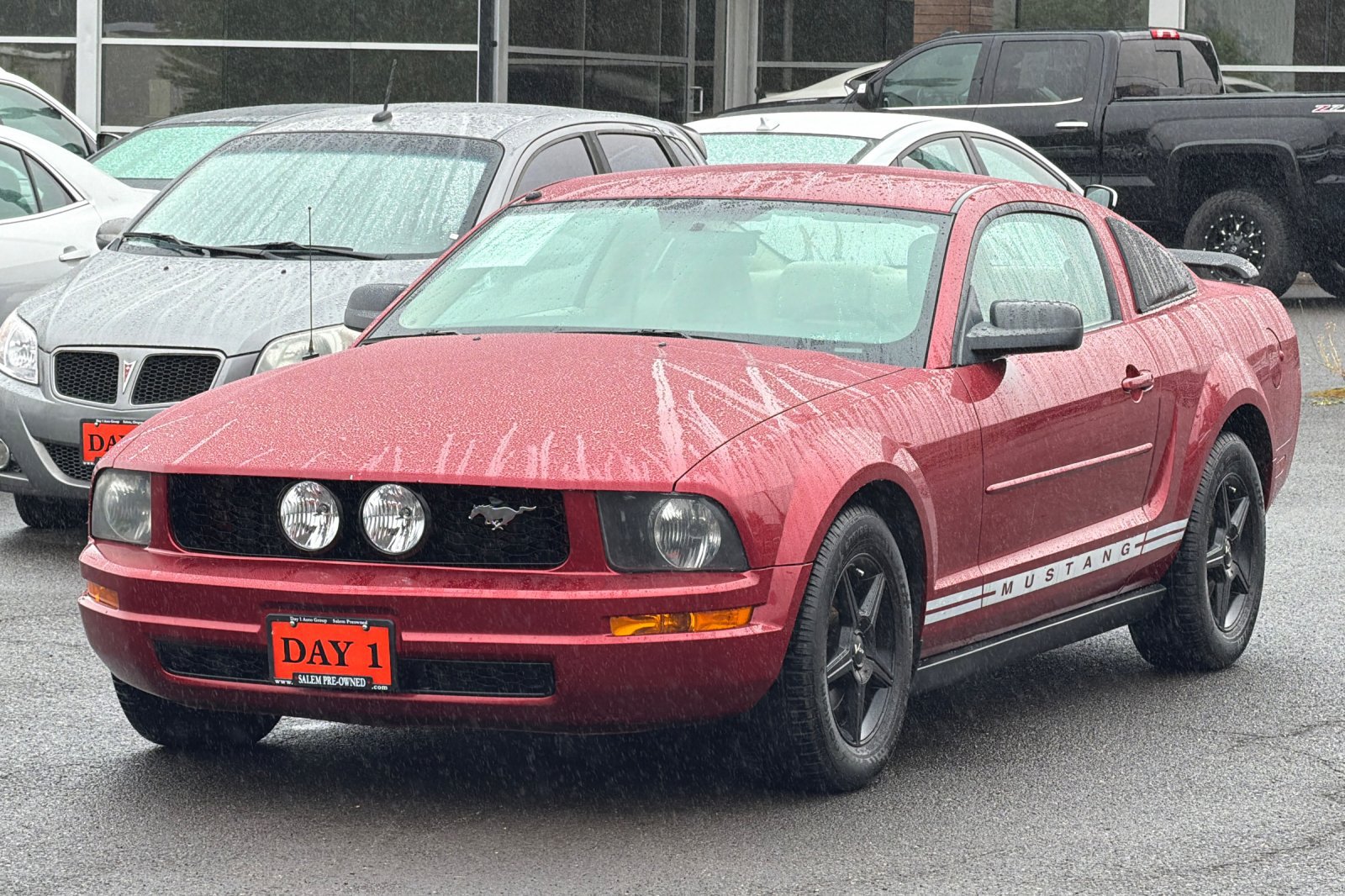 Used 2005 Ford Mustang Premium RWD image 10