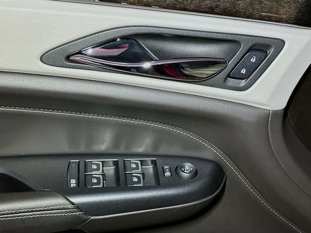 Used 2016 Cadillac SRX Luxury image 15