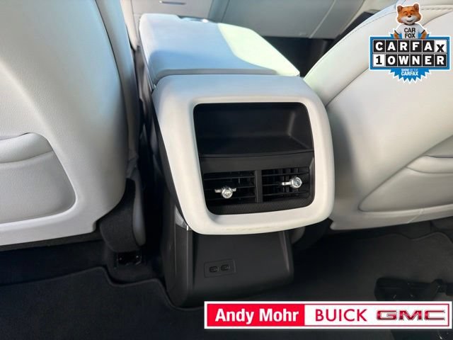 Used 2025 Cadillac Lyriq Sport AWD/4WD image 20
