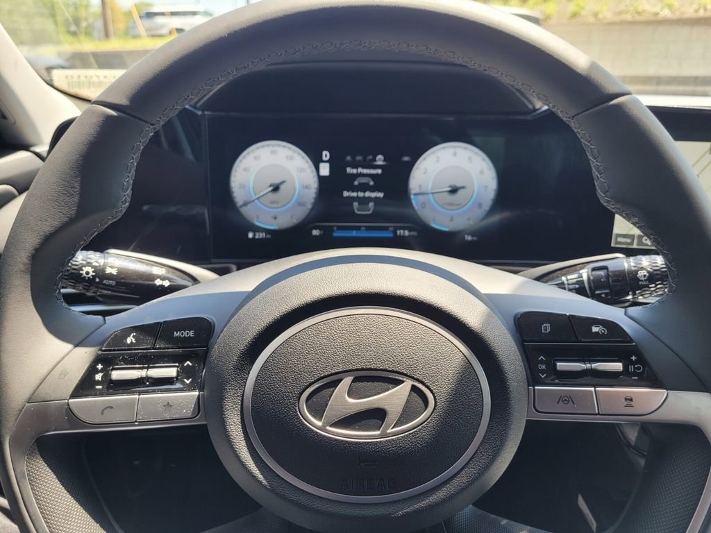 New 2025 Hyundai Elantra SEL image 26