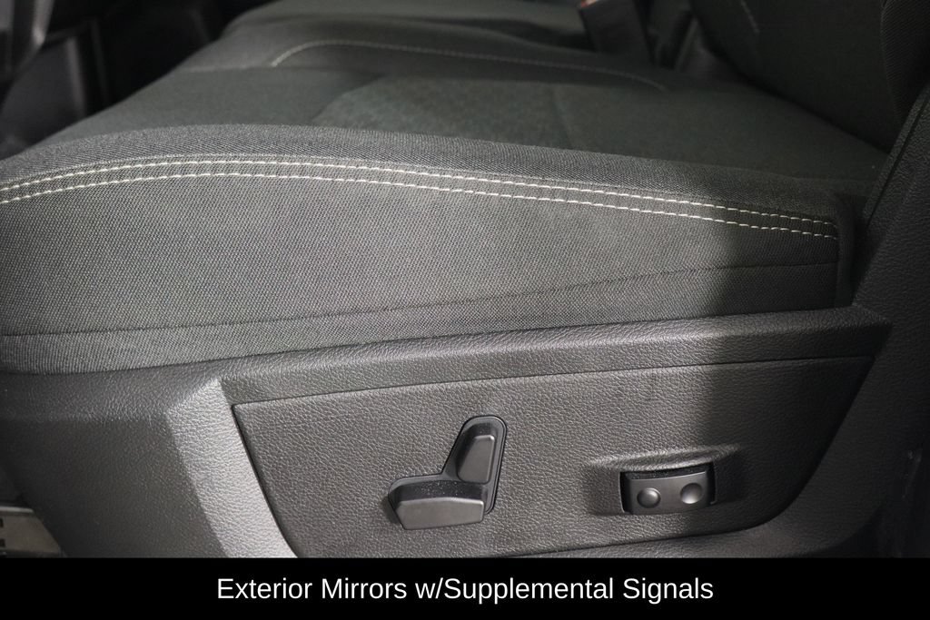 Used 2025 RAM 2500 Big Horn AWD/4WD image 23