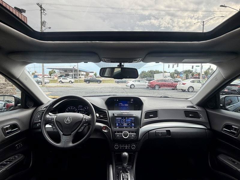 Used 2016 Acura ILX w/ Premium Package FWD image 10