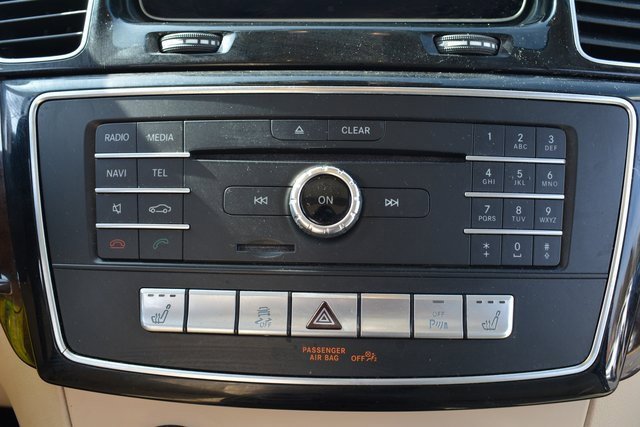 Used 2018 Mercedes-Benz GLE 350 w/ Premium 1 Package image 34