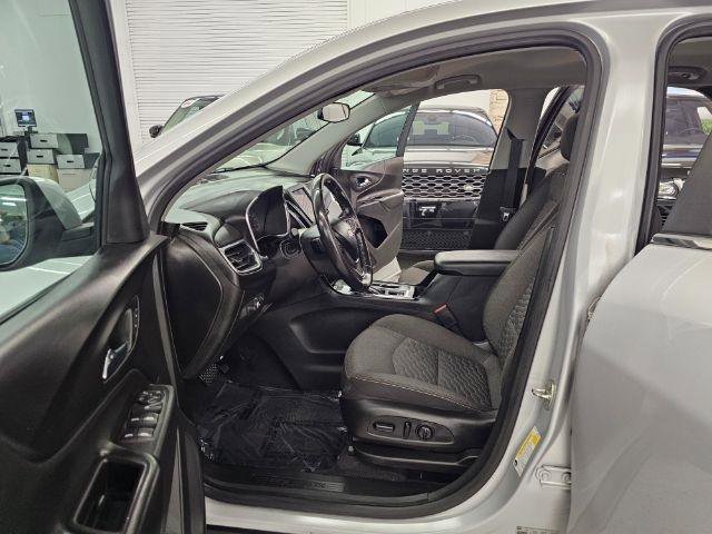 Used 2021 Chevrolet Equinox LT w/ Driver Convenience Package AWD/4WD image 29