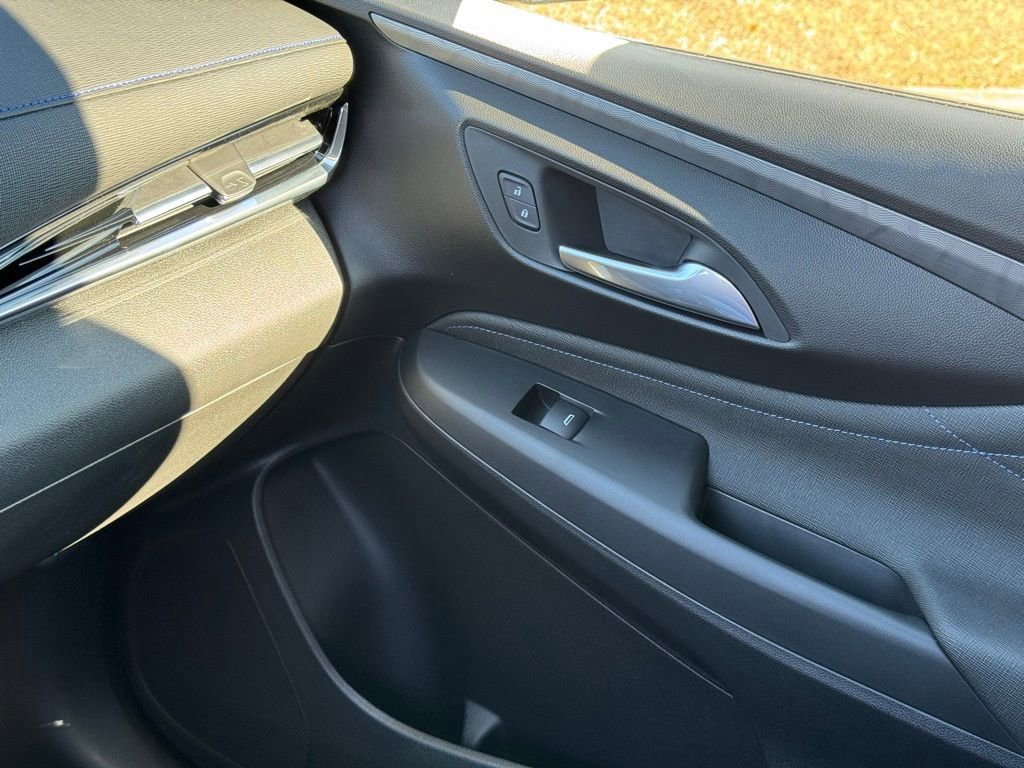 New 2026 Buick Envista Sport Touring FWD image 32