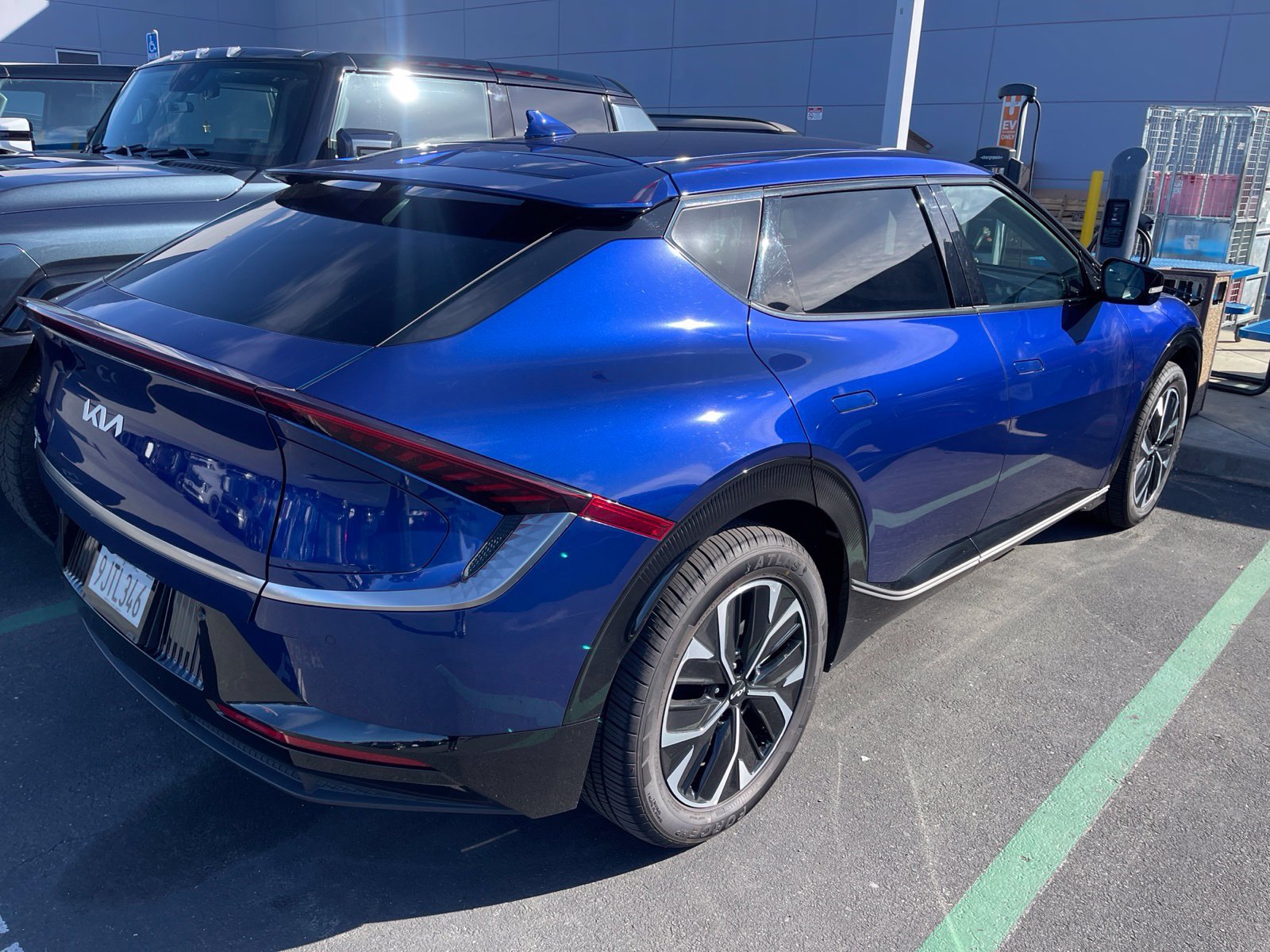 Used 2023 Kia EV6 Wind RWD image 2