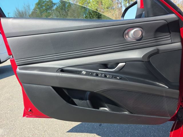 Certified 2024 Hyundai Elantra SEL w/ Convenience Package image 38