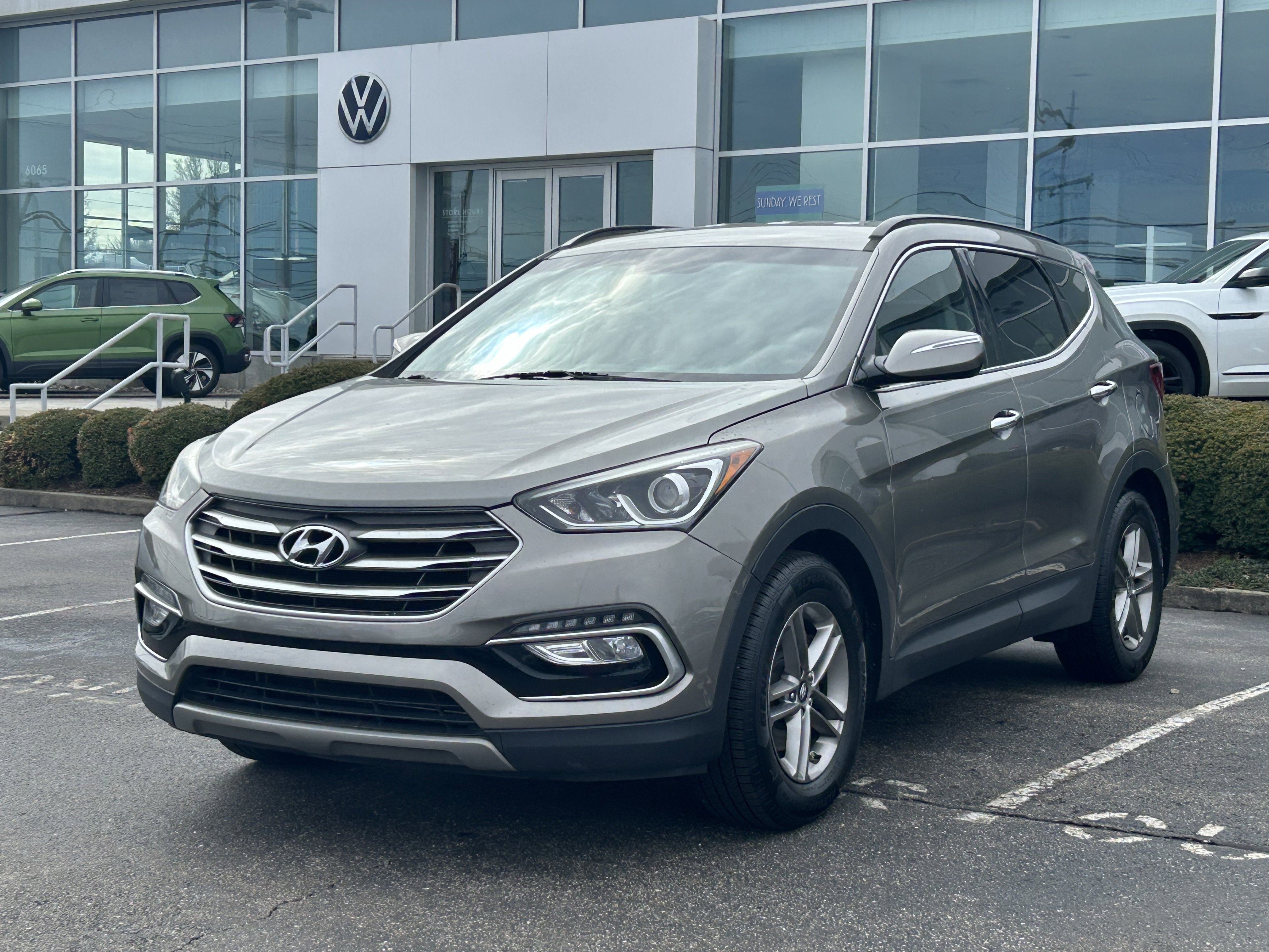 Used 2017 Hyundai Santa Fe Sport image 3
