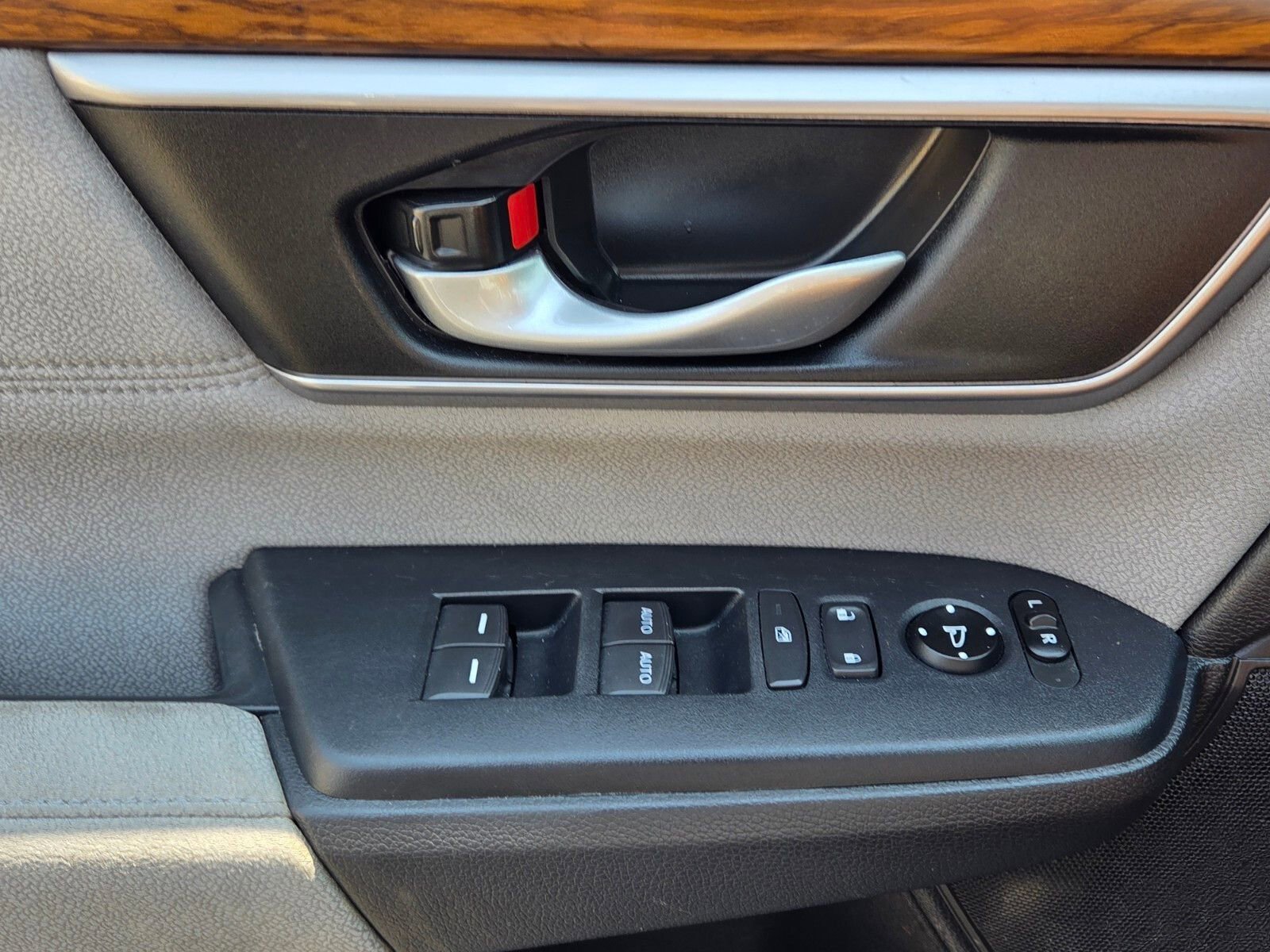 Used 2020 Honda CR-V EX image 28