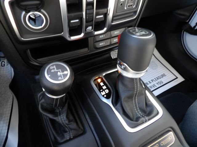 New 2026 Jeep Gladiator Mojave AWD/4WD image 27