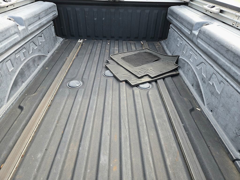 Used 2018 Nissan Titan Platinum Reserve w/ Platinum Utility Package image 29