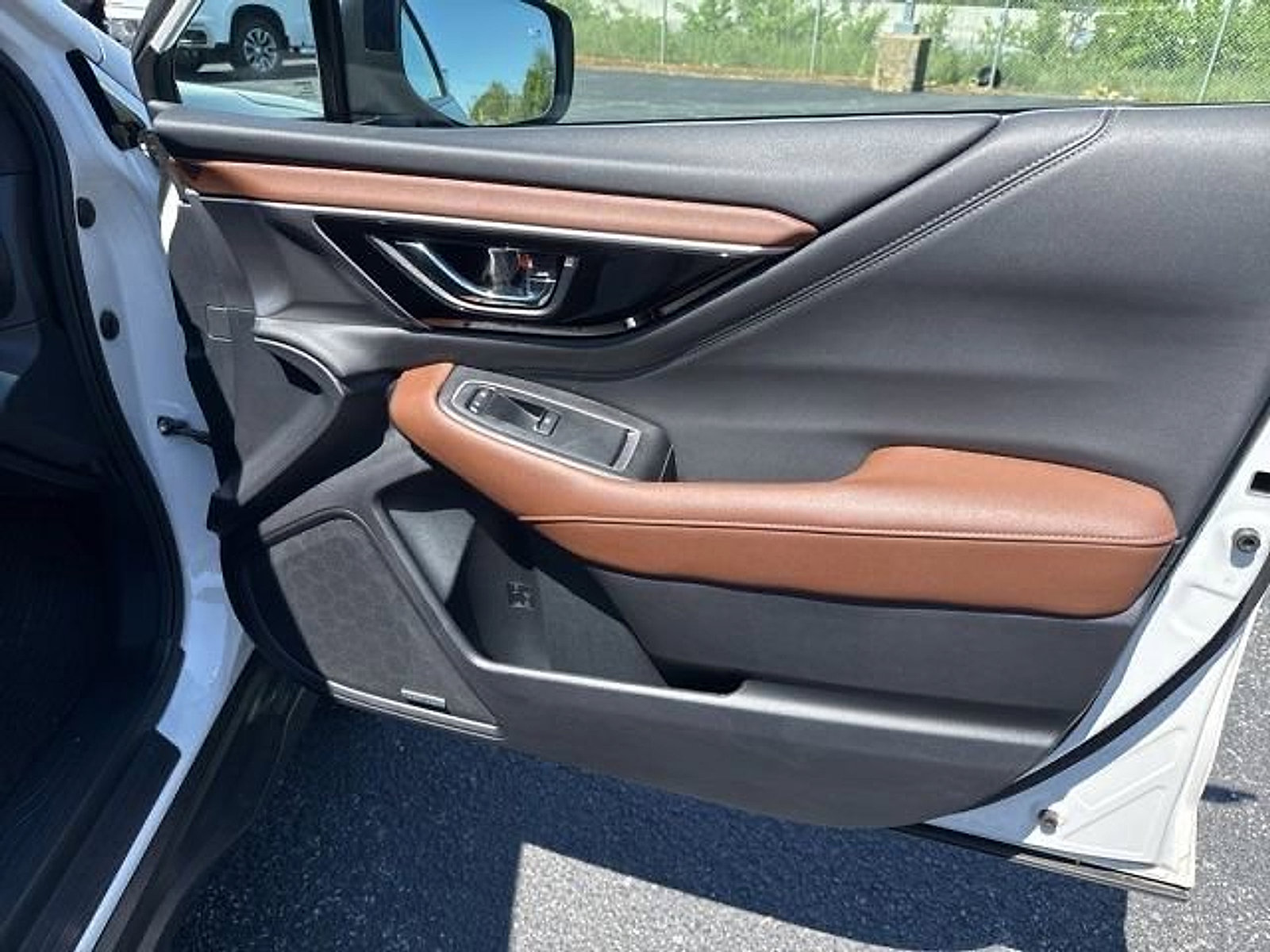 Used 2022 Subaru Outback Touring XT w/ Popular Package #2 image 19