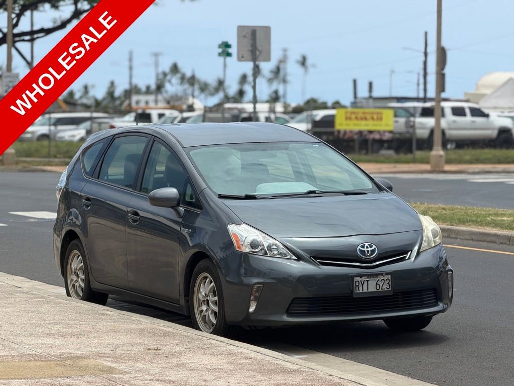 Used 2013 Toyota Prius V Five FWD image 6
