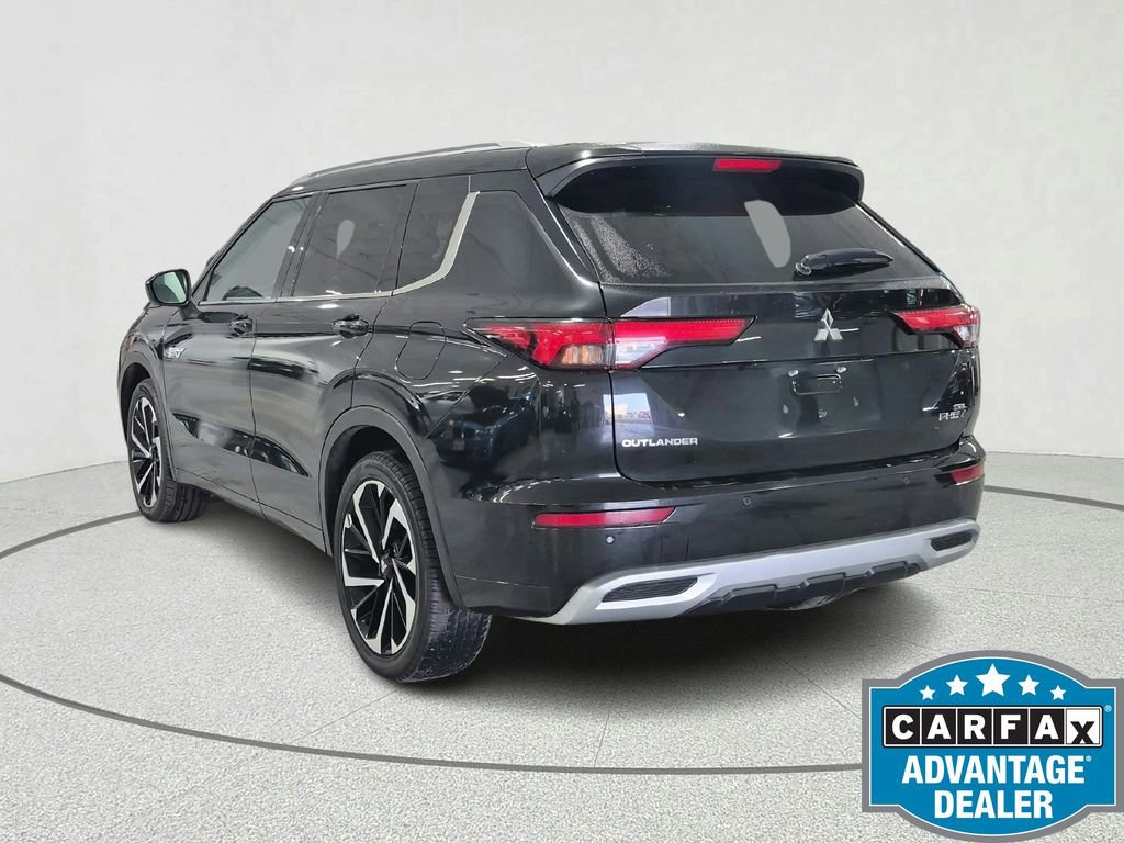 Used 2024 Mitsubishi Outlander SEL AWD/4WD image 3