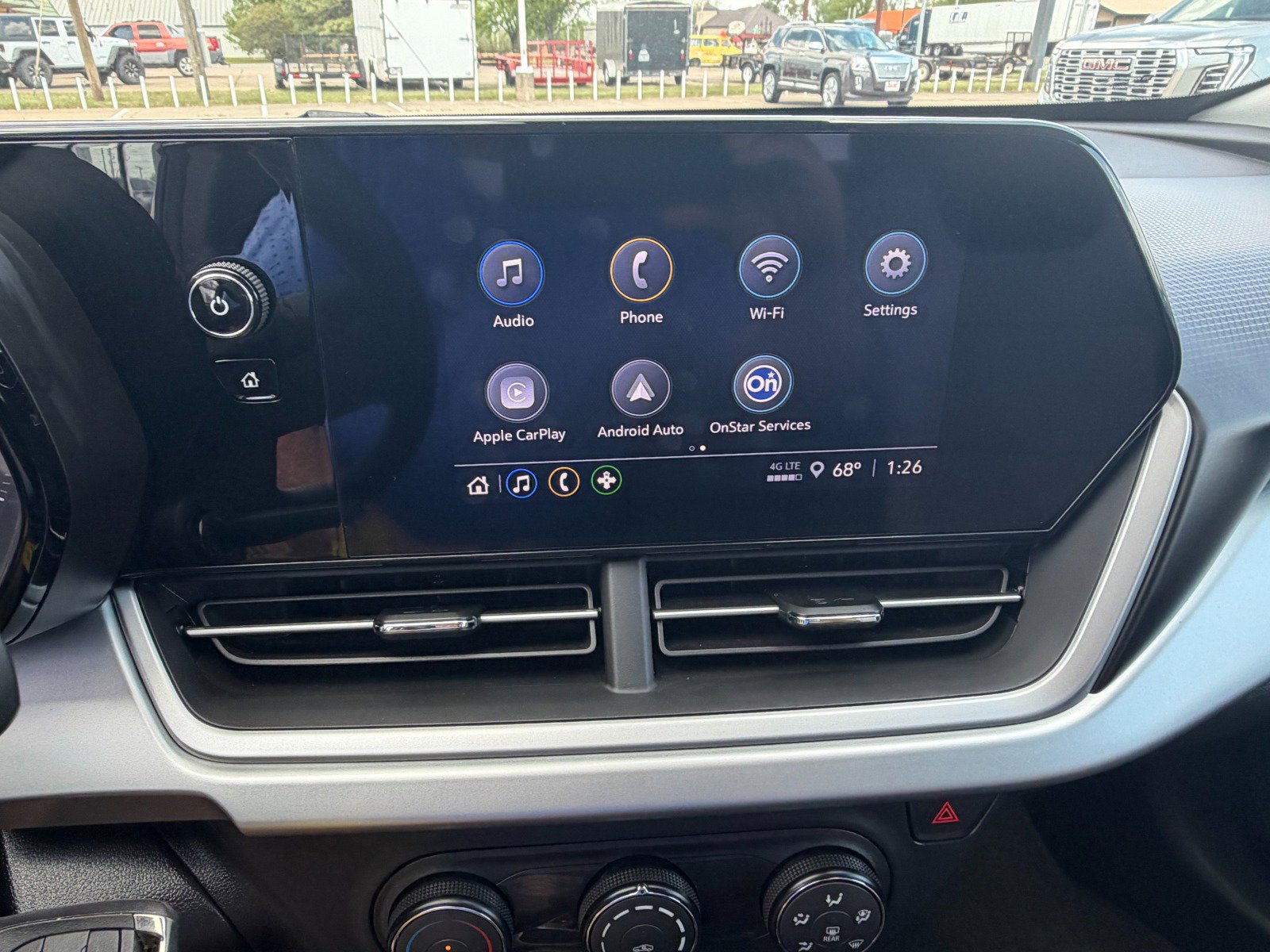 Certified 2025 Chevrolet Trax LS FWD image 10