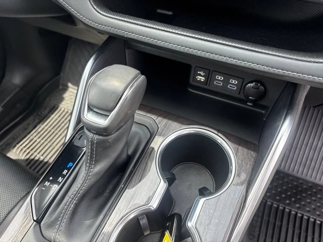 Used 2022 Toyota Highlander Limited AWD/4WD image 24