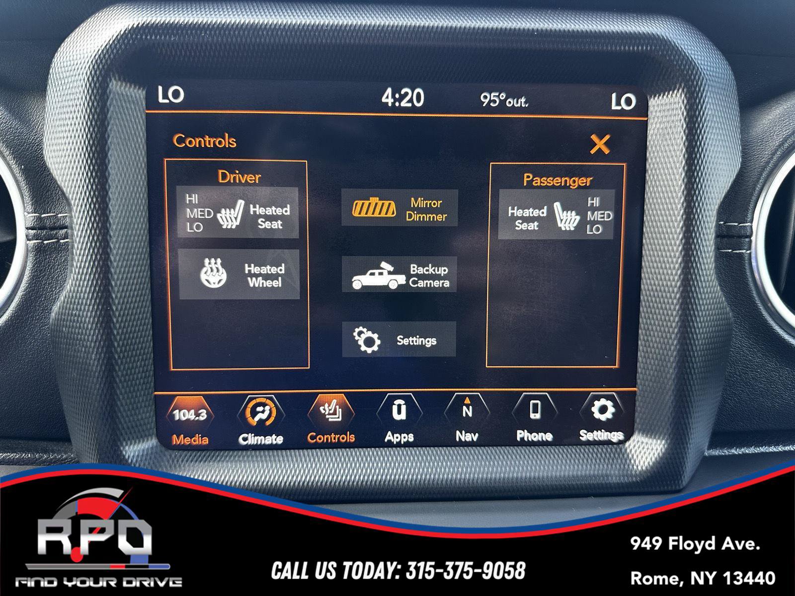 Used 2020 Jeep Gladiator Overland AWD/4WD image 21