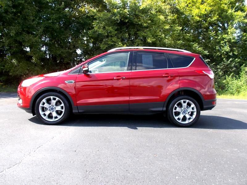 Used 2015 Ford Escape Titanium image 2