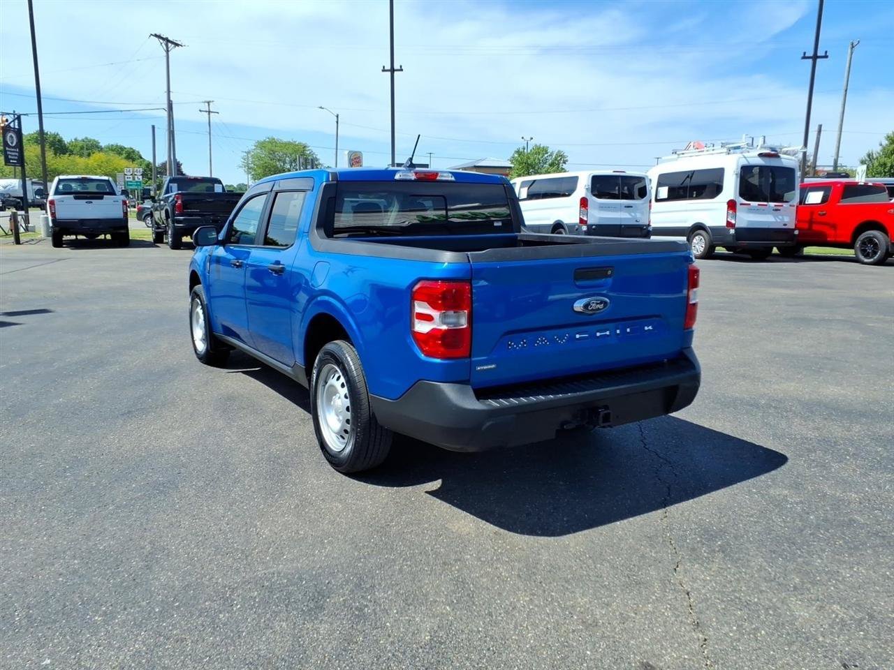 Used 2022 Ford Maverick XL FWD image 7