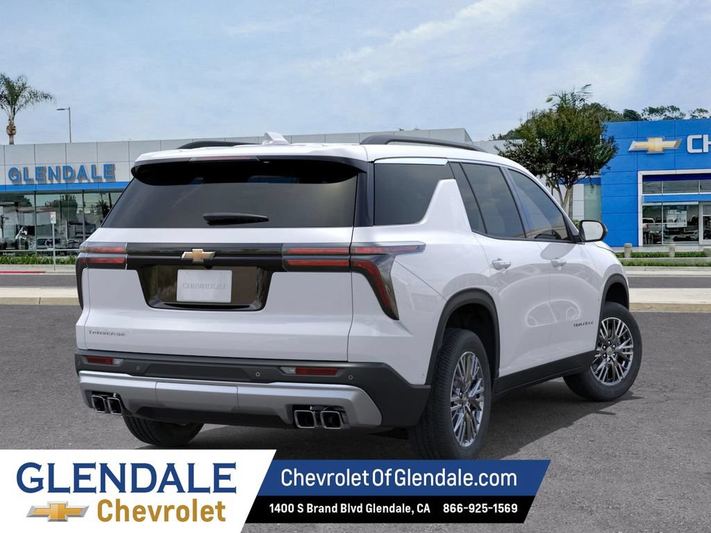 New 2026 Chevrolet Traverse LT w/ LPO, Floor Liner Package FWD image 4