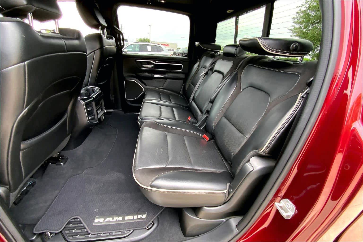Used 2019 RAM 1500 Laramie AWD/4WD image 21