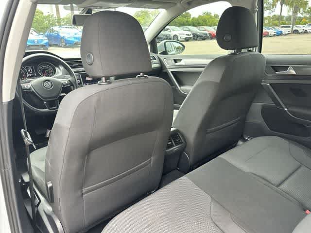 Used 2019 Volkswagen Golf S AWD/4WD image 24