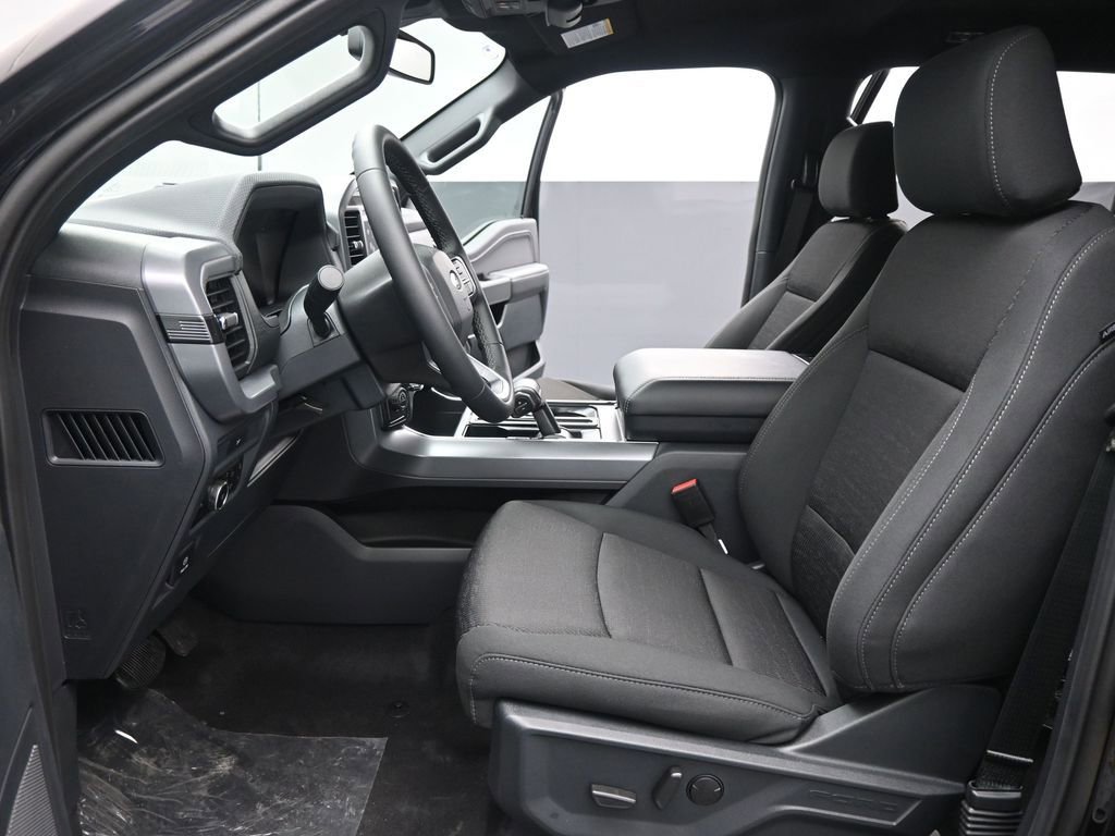 New 2026 Ford F150 XLT w/ Equipment Group 302A MID AWD/4WD image 9