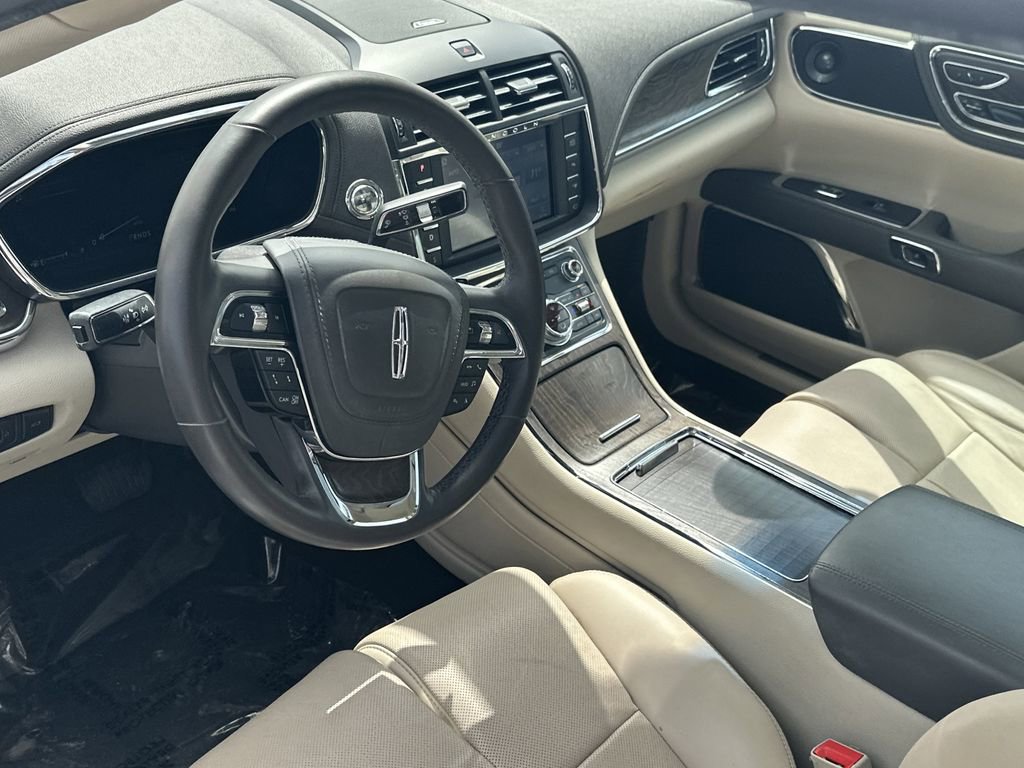 Used 2020 Lincoln Continental Reserve FWD image 15