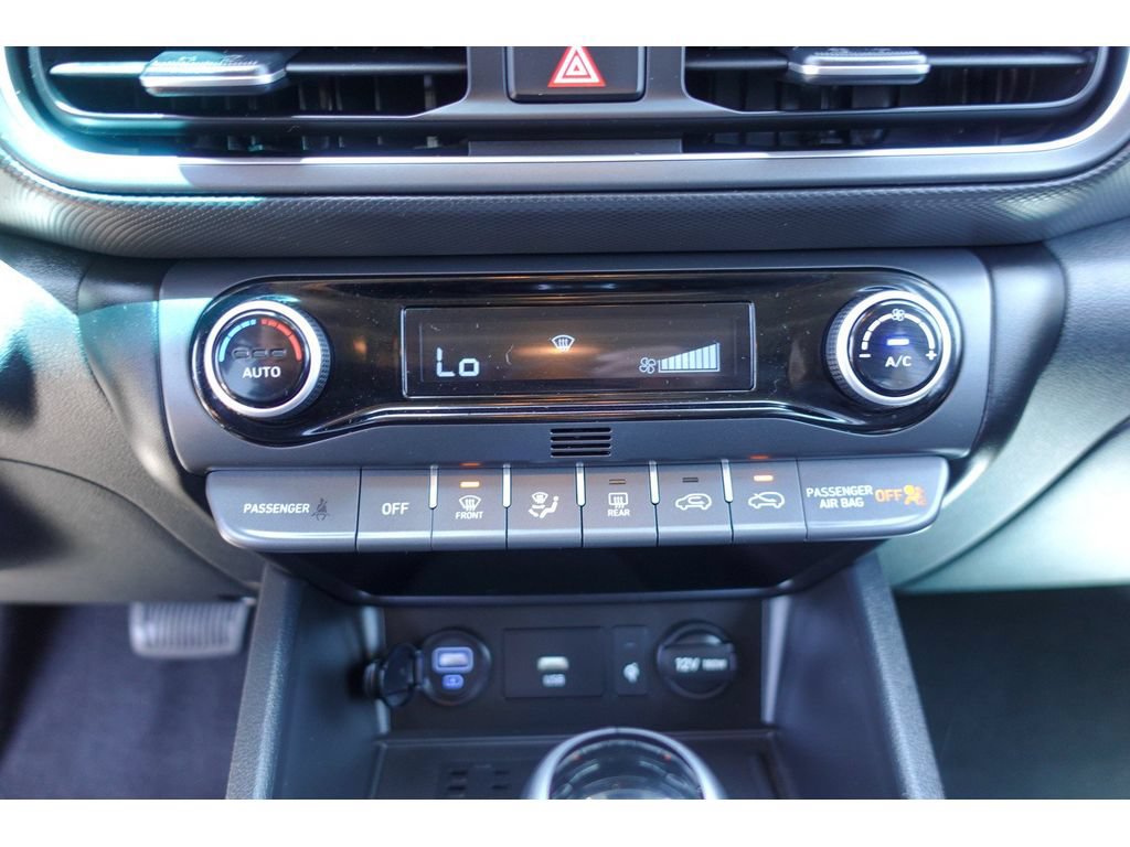 Used 2023 Hyundai Kona Limited FWD image 19