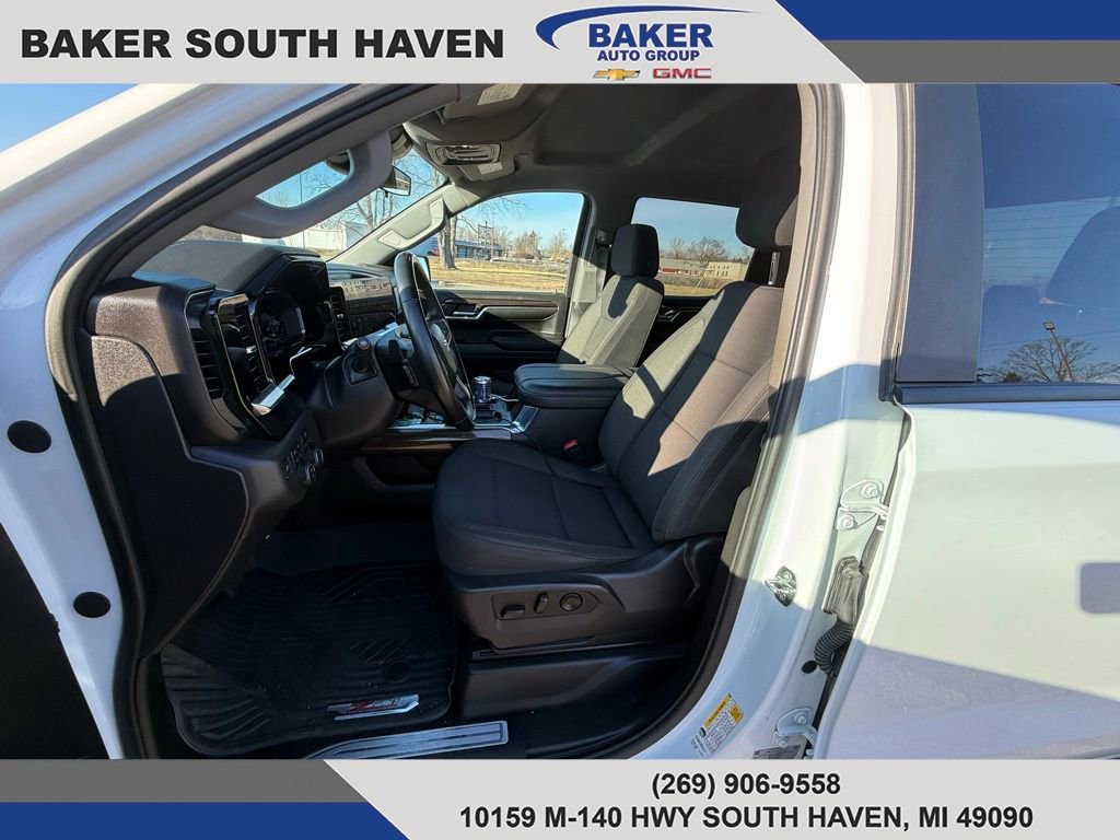 Used 2024 Chevrolet Silverado 1500 LT Trail Boss w/ Protection Package image 13