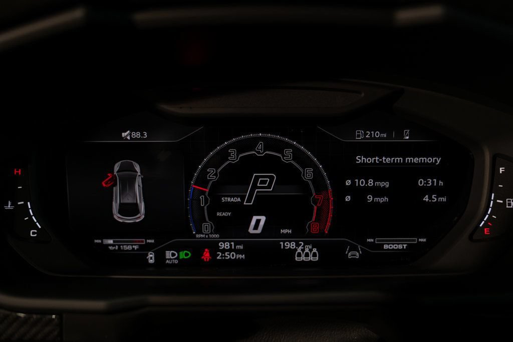 Used 2024 Lamborghini Urus Performante AWD/4WD image 18
