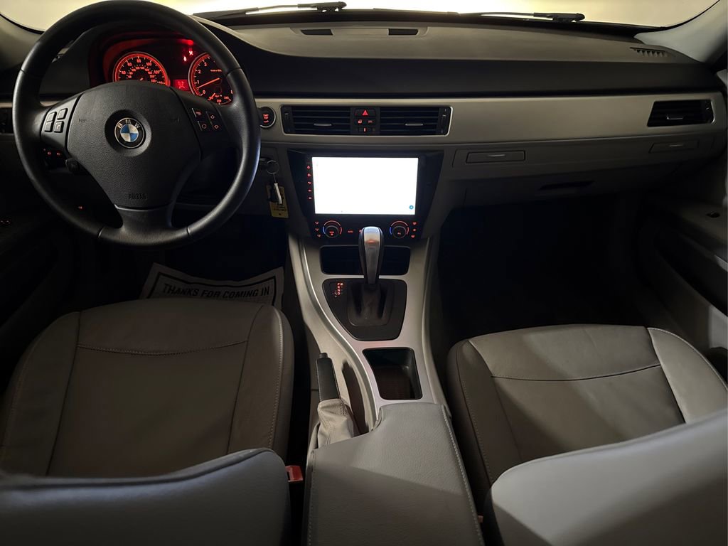 Used 2011 BMW 335i Sedan image 34