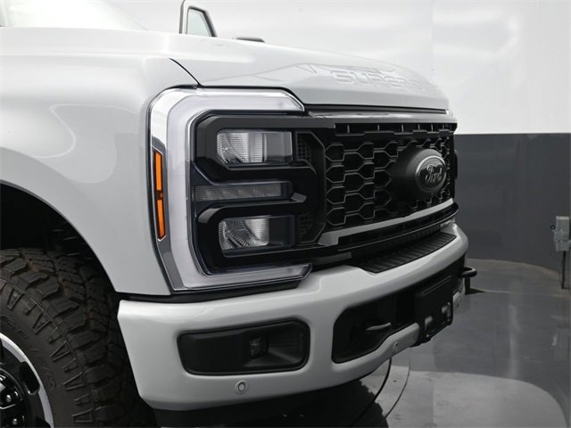 New 2026 Ford F250 Lariat image 31