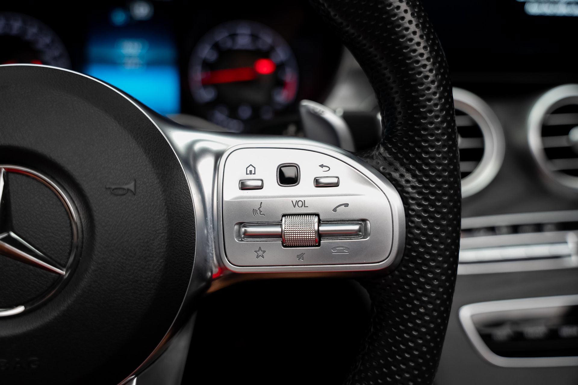 Used 2019 Mercedes-Benz C 63 AMG Cabriolet image 50