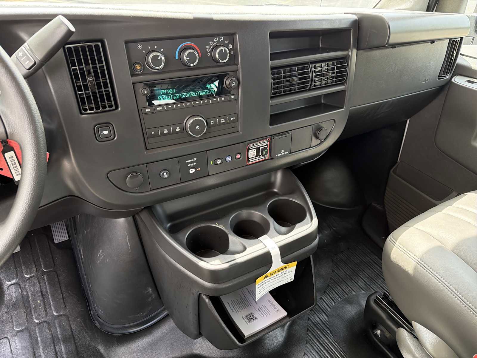 New 2025 GMC Savana 2500 w/ Driver Convenience Package image 27