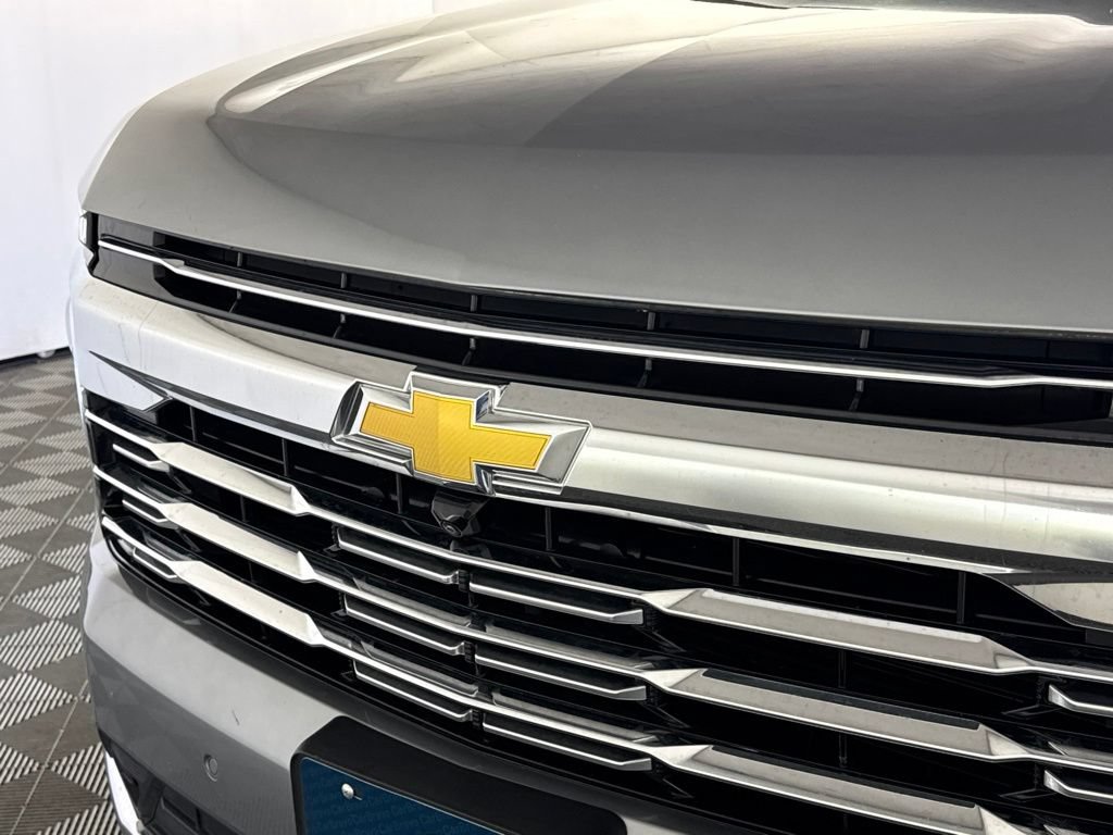 Certified 2025 Chevrolet Suburban Premier AWD/4WD image 42