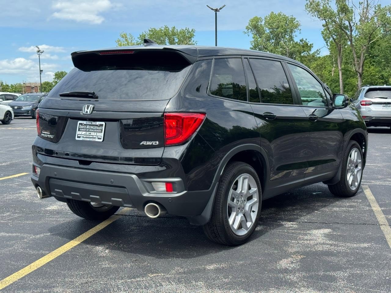 Certified 2025 Honda Passport EX-L image 4
